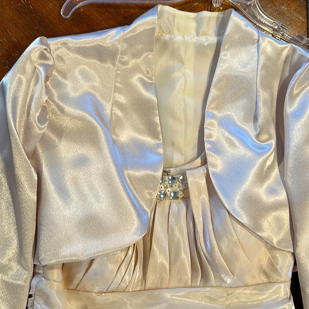 Elegant. Very classy.  I had the jacket made for it, just in case it was chilly